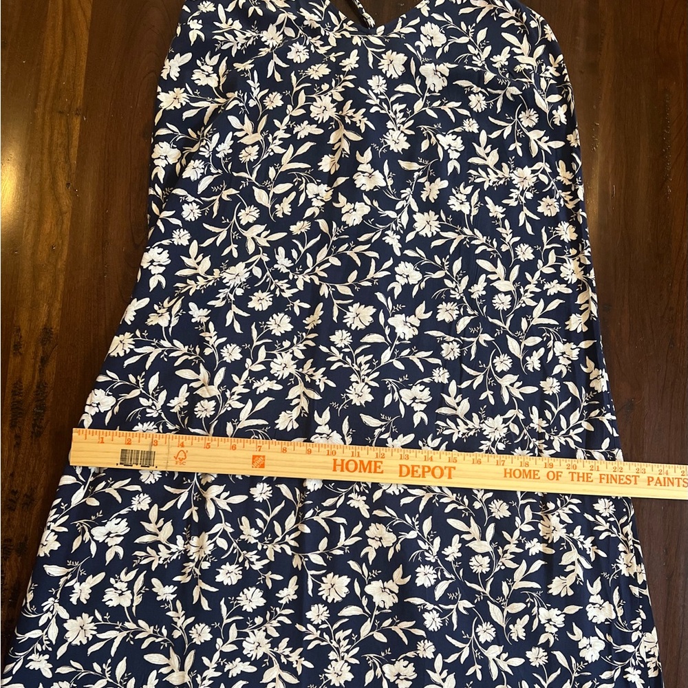 Old Navy Floral Maxi dress - Picture 5 of 8